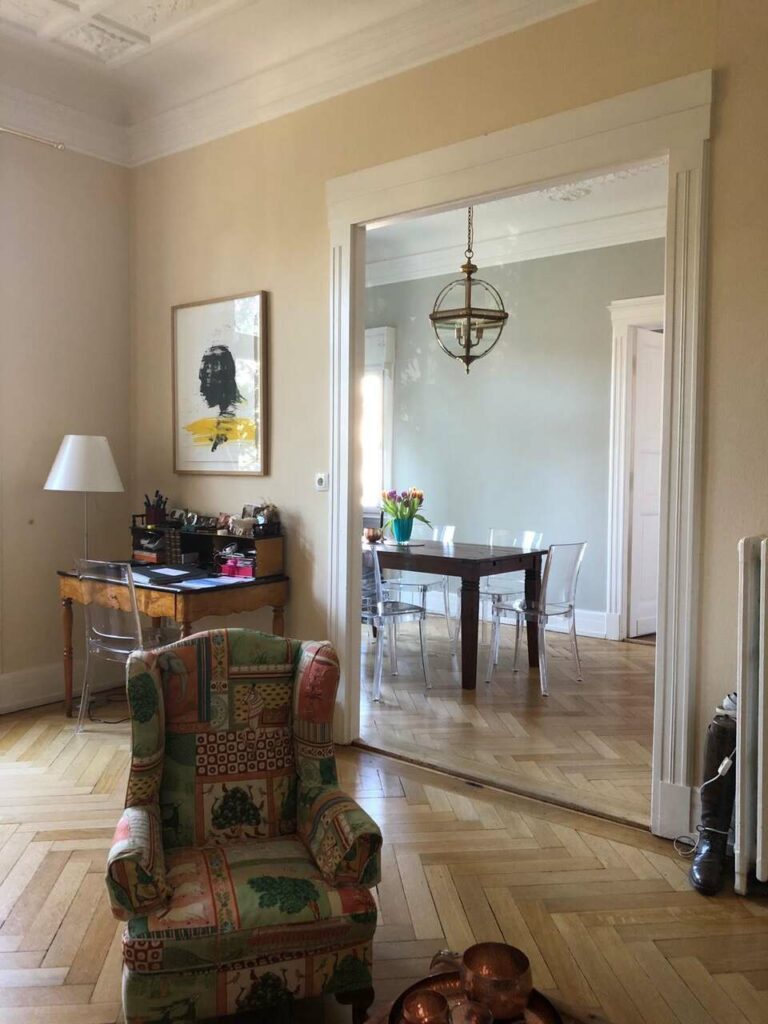 Wohnzimmer in DJAMILIA 179